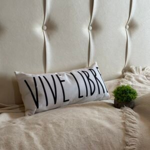 Almohadon VIVE LIBRE
