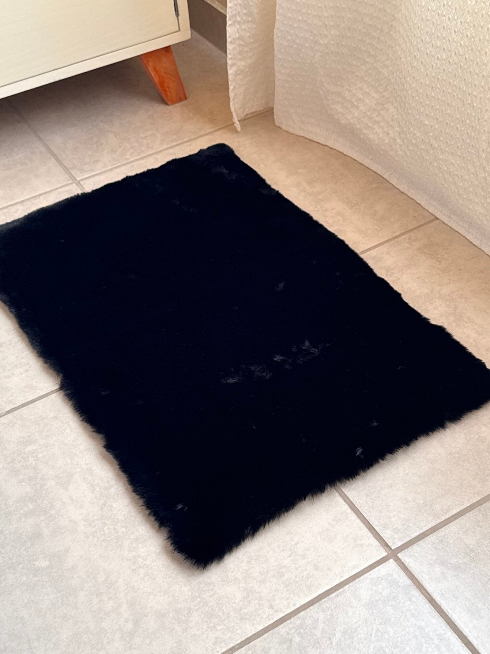 Alfombra " PELO CORTO SUAVE" Negra - Image 2
